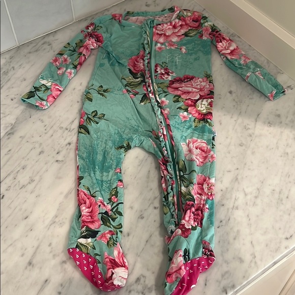Posh Peanut One Pieces Posh Peanut Aqua Floral 218 Mos Hole Foot